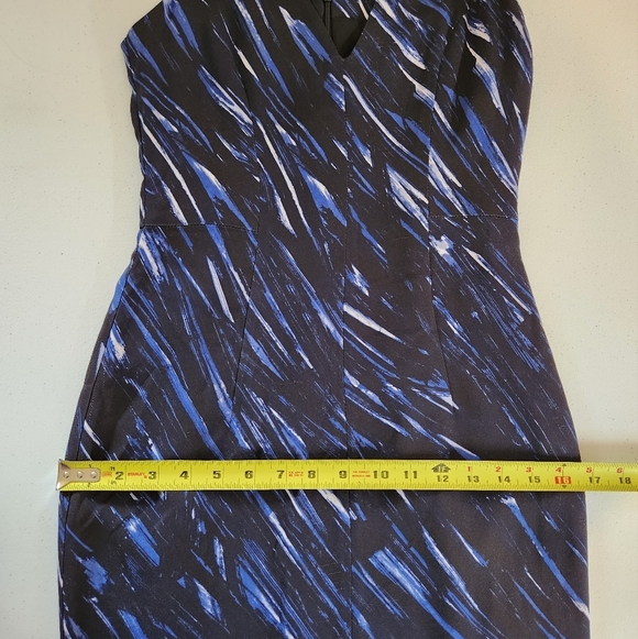 MILLY Blue Brushstroke Print V-Neck Sheath Work Career Office Midi Dress size 2 - Picture 12 of 13